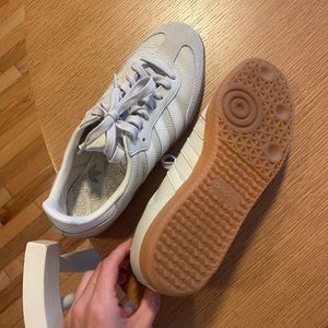 Adidas Samba OG "Beige/White" sneakers. NWOT.